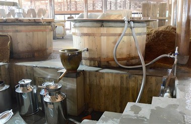 Kineski proizvođač alkoholnih pića savjetuje se o proizvodnoj opremi